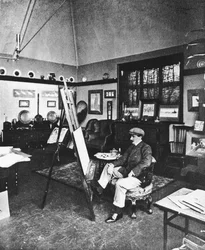 Cecil Aldin dans son studio